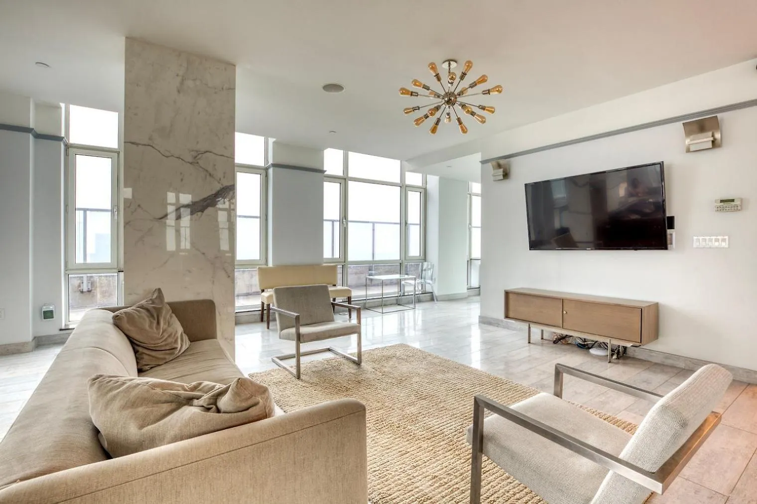 Ferienwohnung Blueground Hells Kitchen Wd Nr Times Sq Nyc-1819 New York Apartment