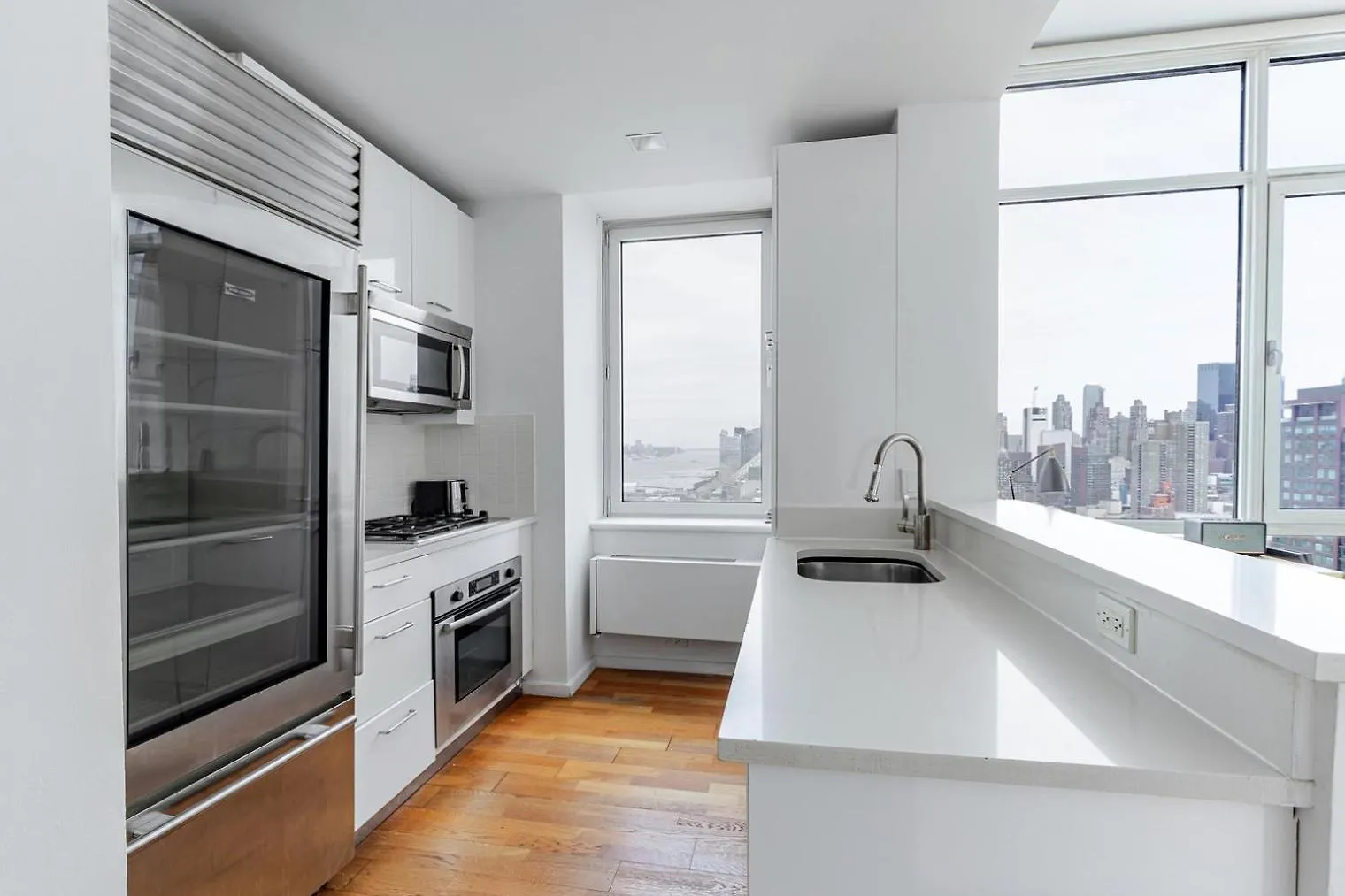 Ferienwohnung Blueground Hells Kitchen Wd Nr Times Sq Nyc-1819 New York Apartment